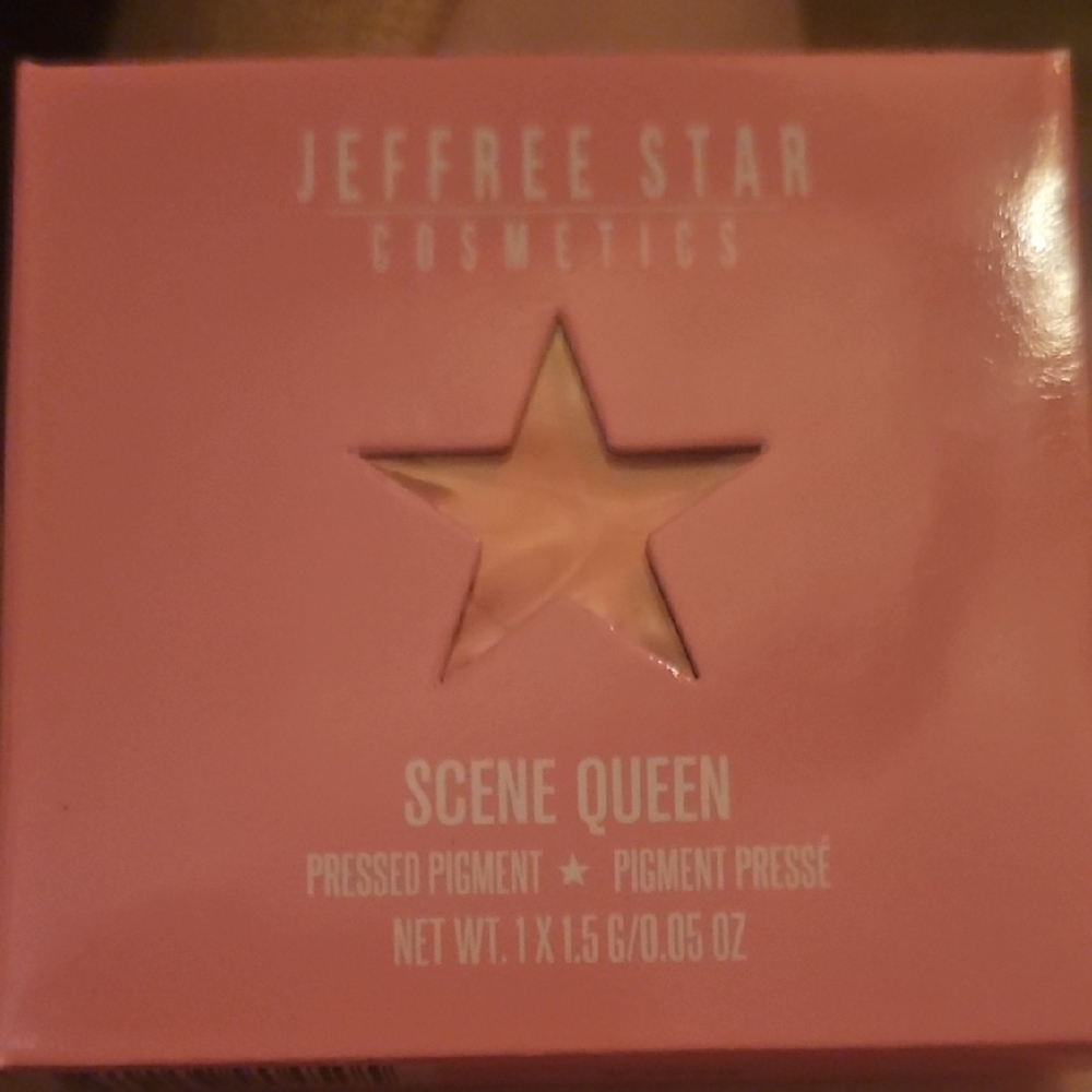 Jeffree Star Scene Queen Eyeshadow - Bold Pink
